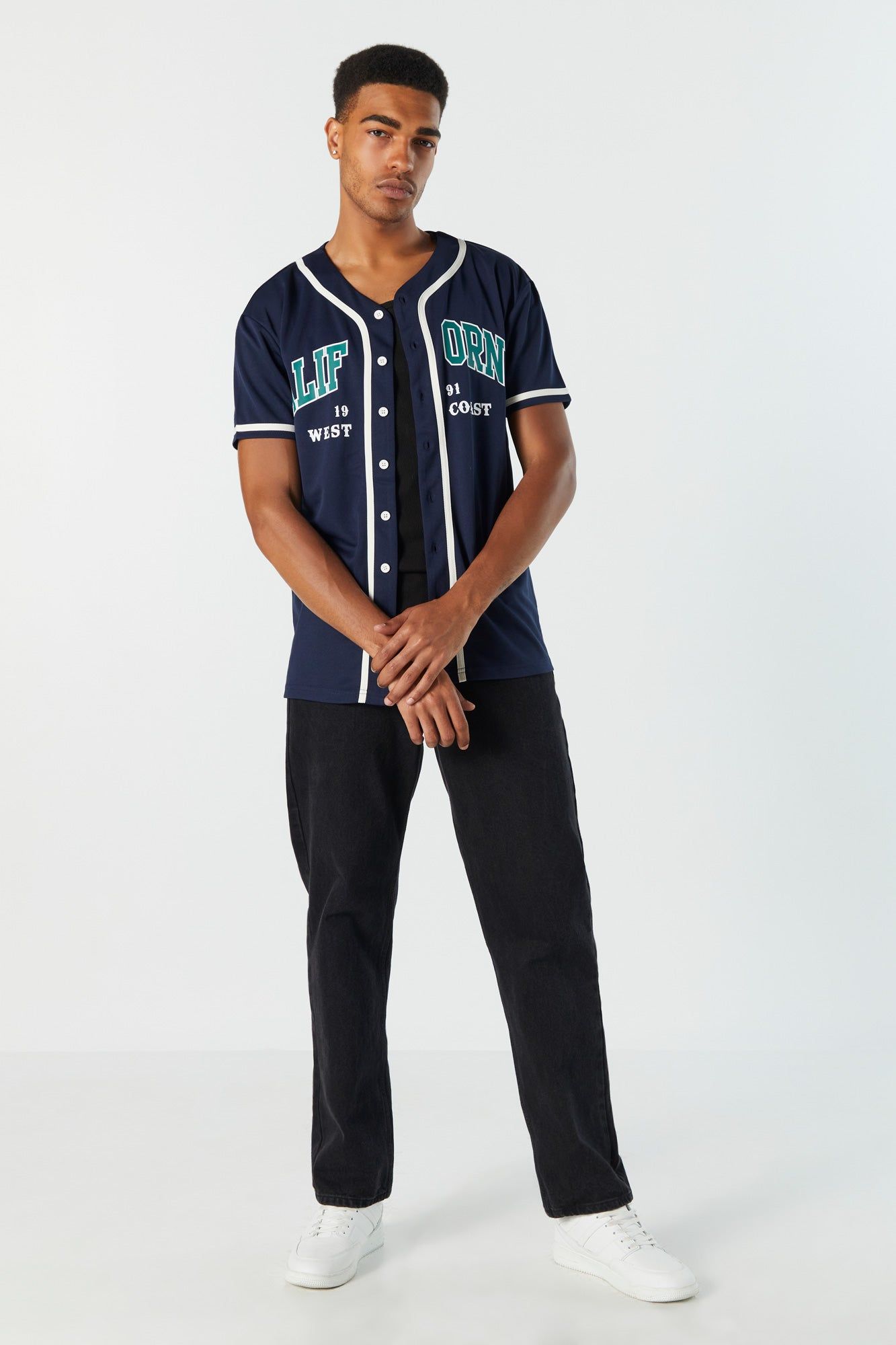 Jersey de baseball bleu à imprimé California sold by Urban Planet product image thumbnail 4