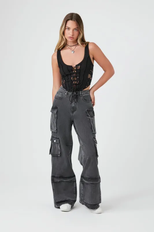 Jean cargo à taille haute et jambe large sold by Urban Planet