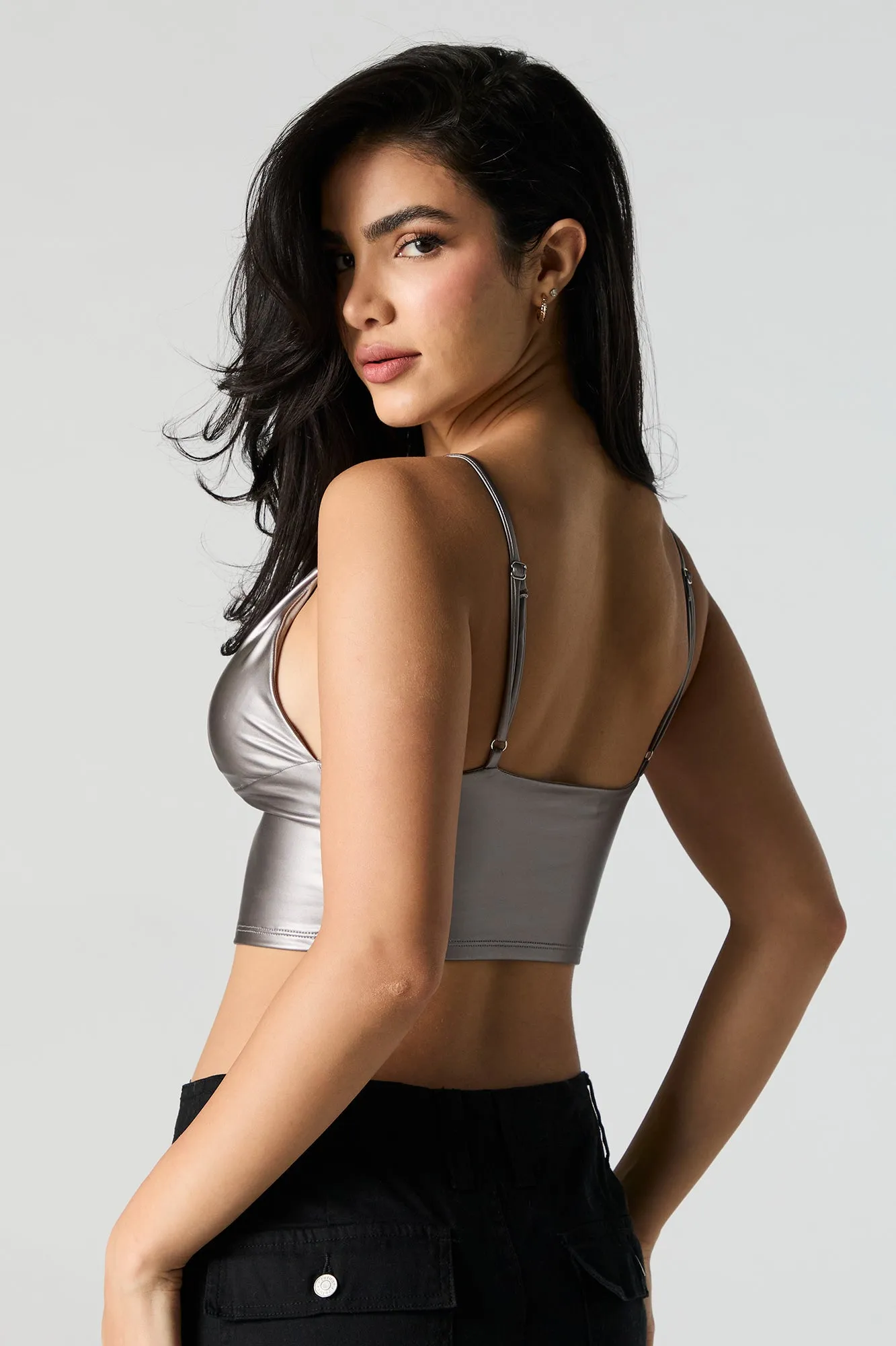 Bralette métallisée à encolure en V sold by Urban Planet product image thumbnail 3