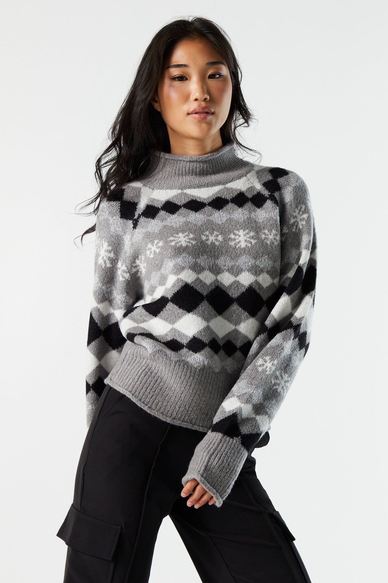 Col roulé en tricot jersey jacquard gris sold by Urban Planet