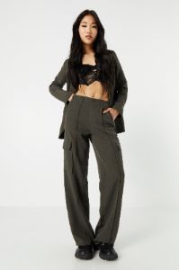 Blazer habillé sold by Urban Planet