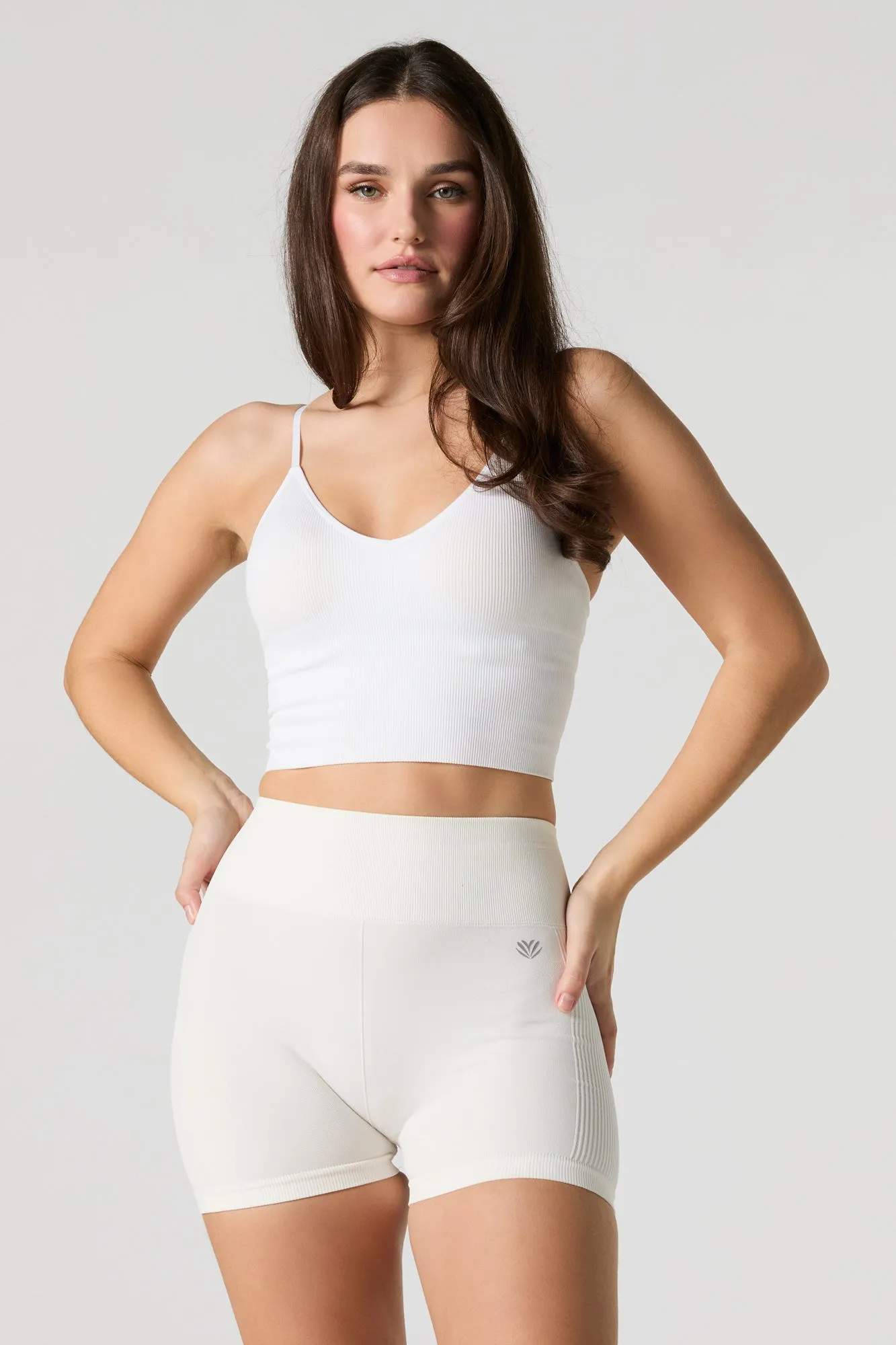 Short Active sans couture sold by Urban Planet