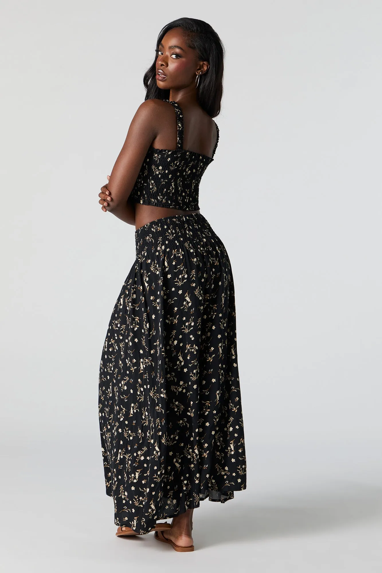 Jupe maxi boutonnée fleurie noire sold by Urban Planet product image thumbnail 3