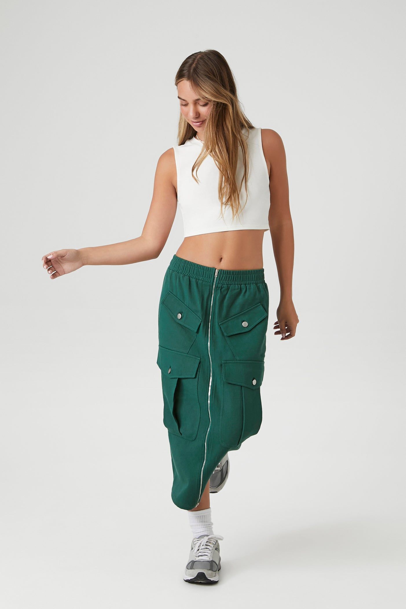 Jupe midi cargo avec fermeture à glissière sold by Urban Planet product image thumbnail 5