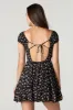 Minirobe de style laitière fleurie sold by Urban Planet