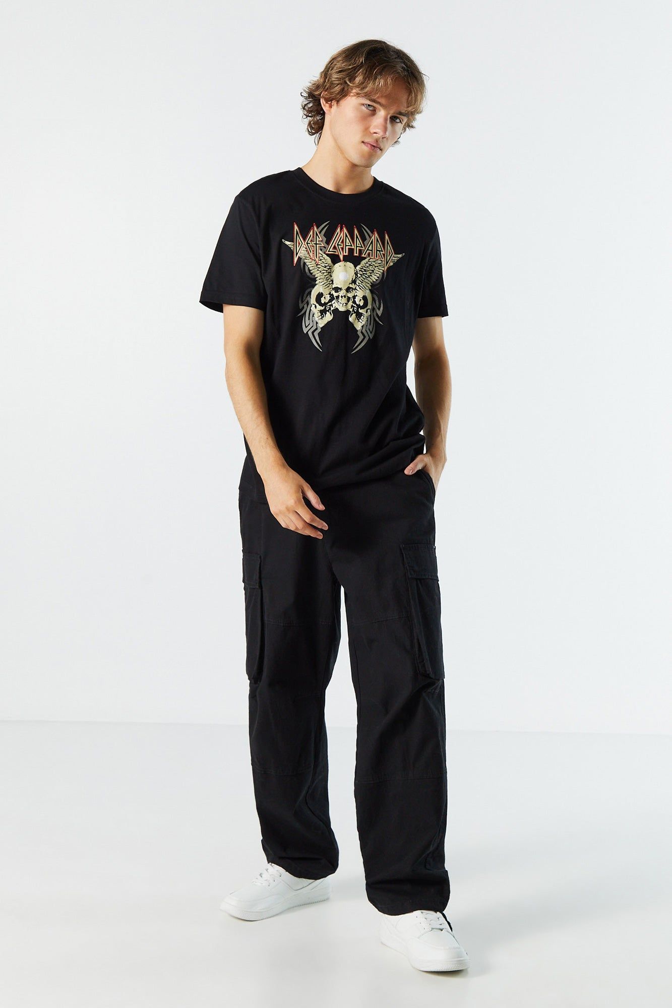 T-shirt à imprimé Def Leppard sold by Urban Planet product image thumbnail 3