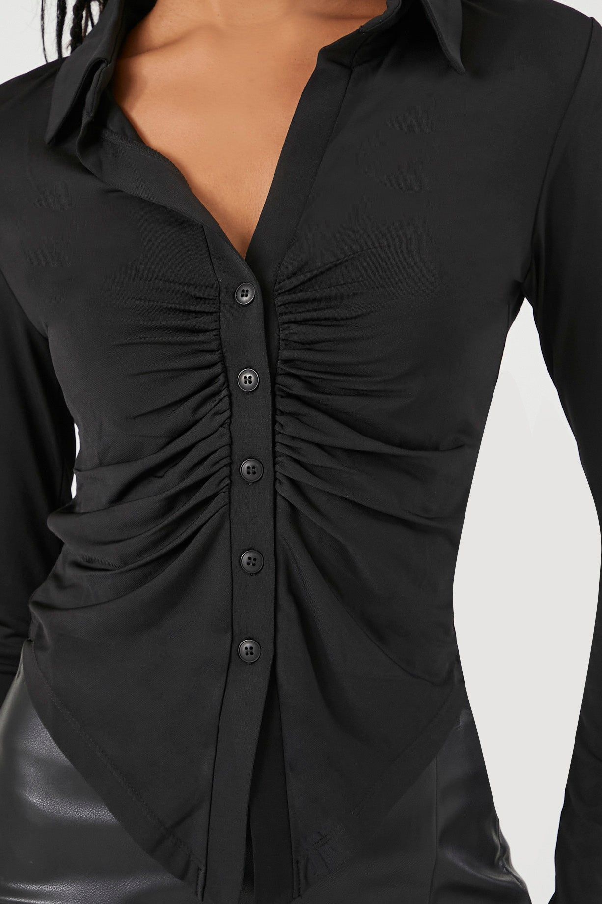 Haut boutonné ruché à manches longues sold by Urban Planet product image thumbnail 10