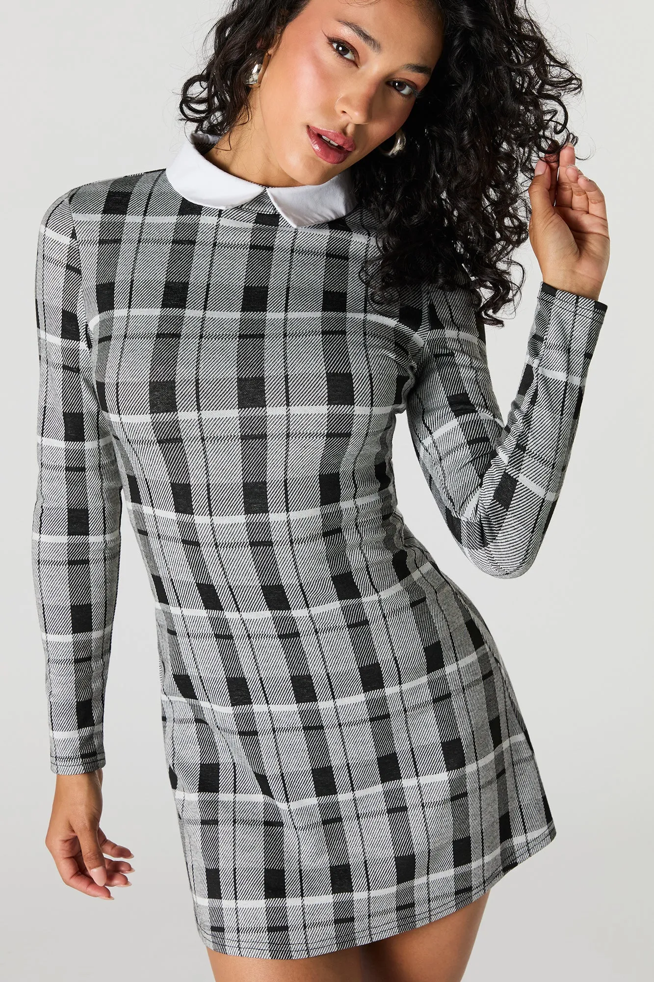 Minirobe à manches longues avec col sold by Urban Planet