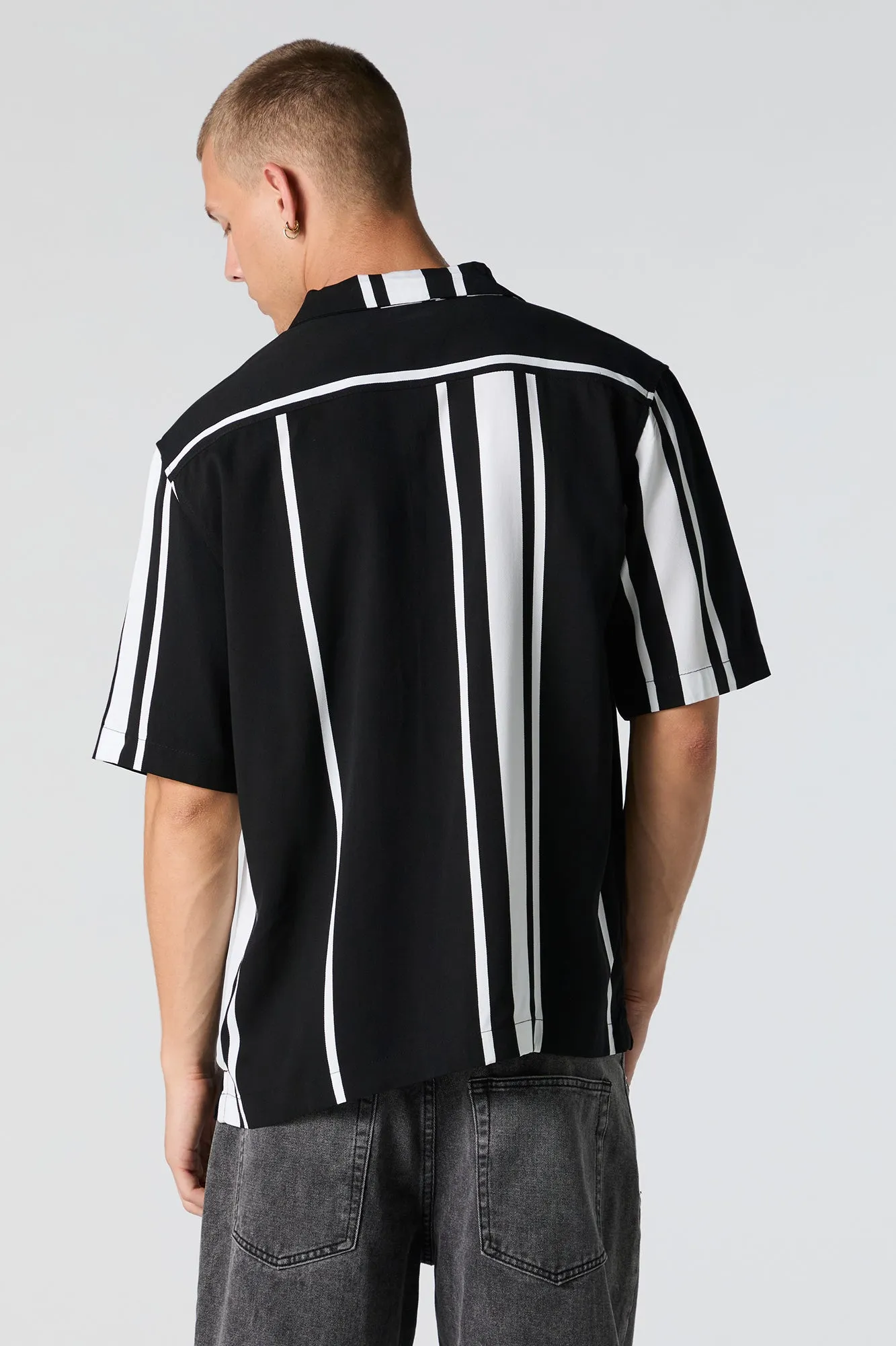 Haut boutonné rayé sold by Urban Planet product image thumbnail 2