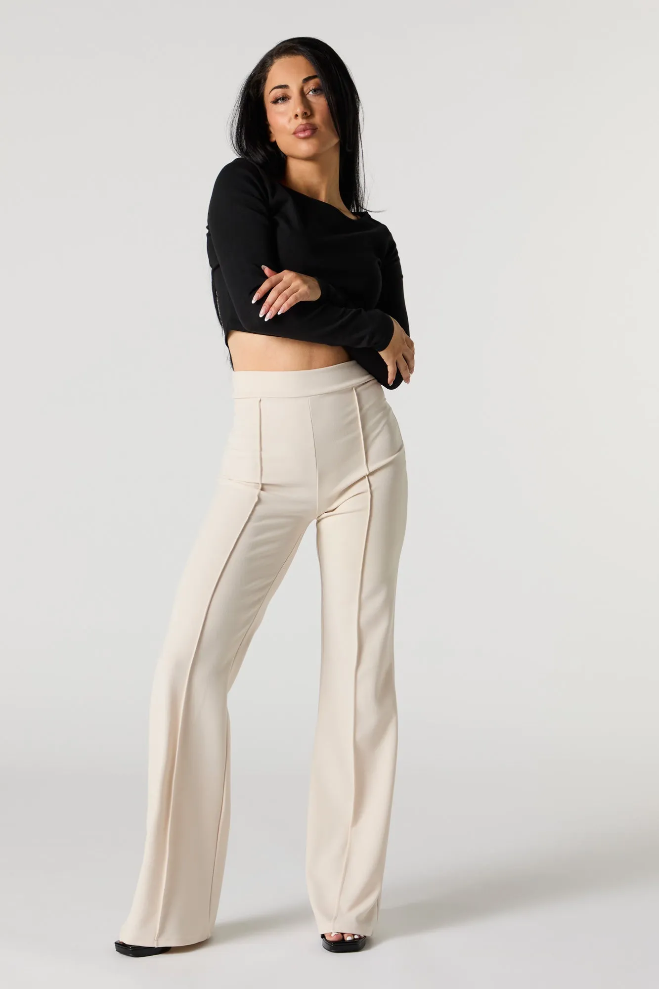 Pantalon habillé à jambe large avec surpiqûres sold by Urban Planet