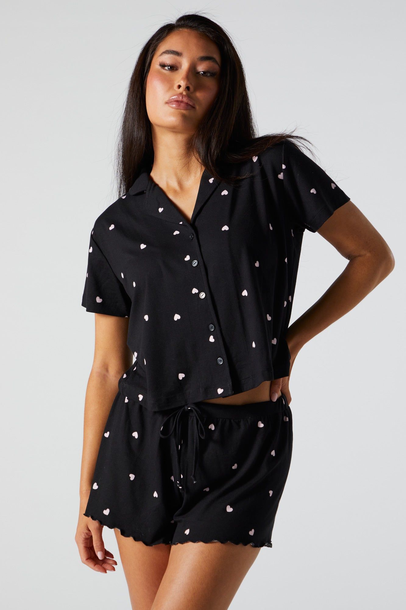 Ensemble pyjama avec motif brodé sold by Urban Planet