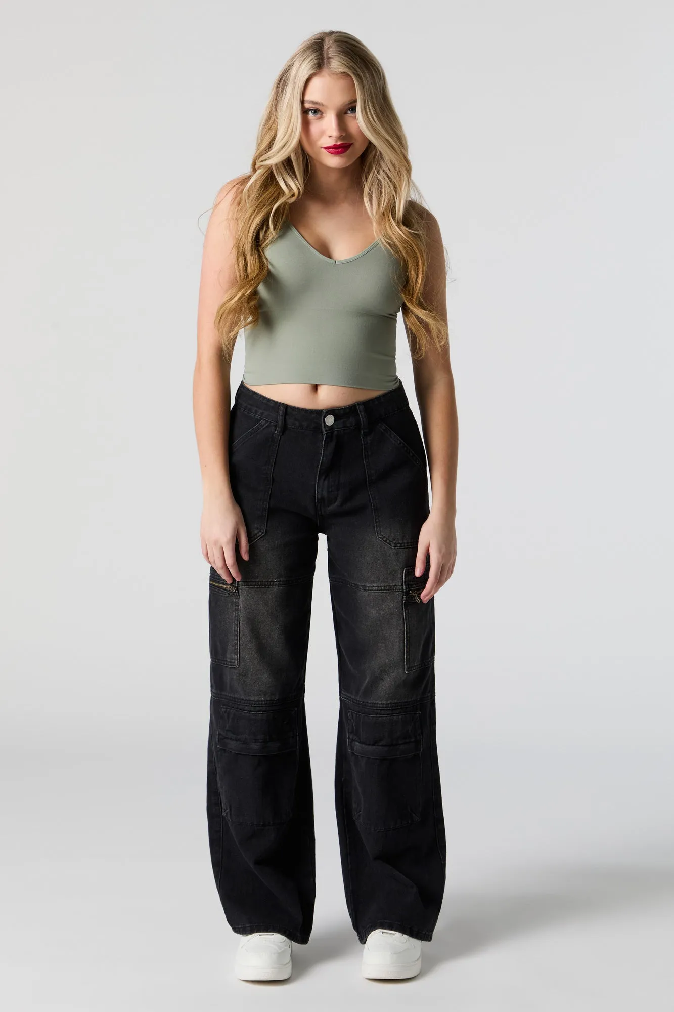 Camisole sans couture avec bonnets intégrés sold by Urban Planet product image thumbnail 3