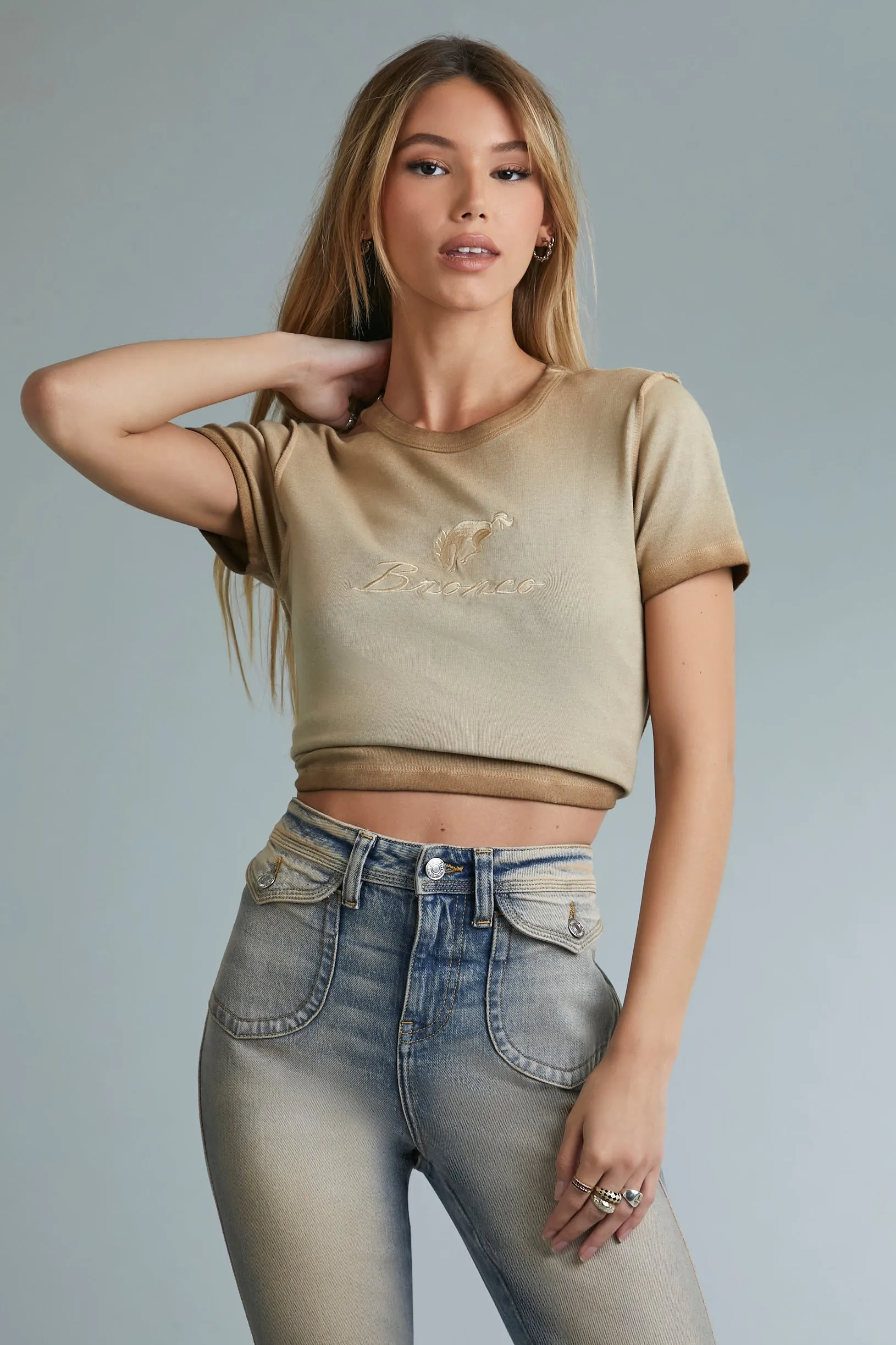 T-shirt avec motif brodé Ford Bronco sold by Urban Planet