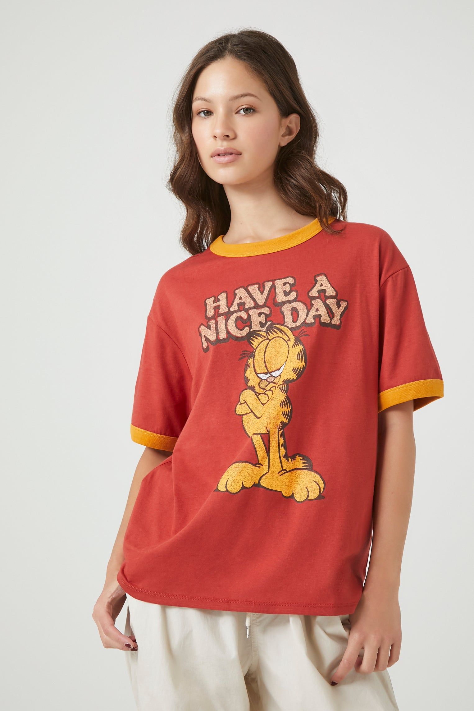 T-shirt à liséré contrastant avec imprimé Garfield sold by Urban Planet