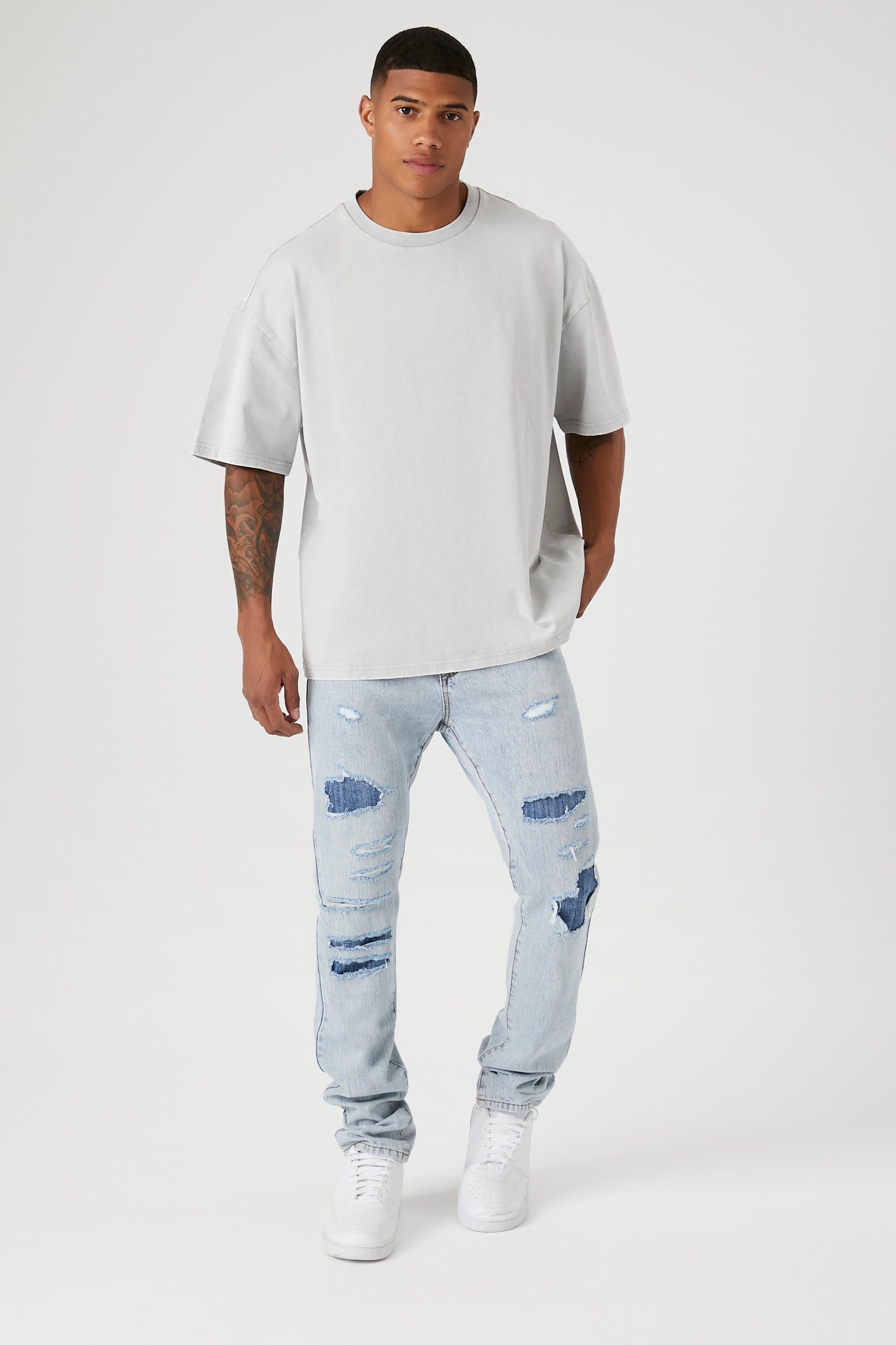 Jean mince d'aspect usé sold by Urban Planet