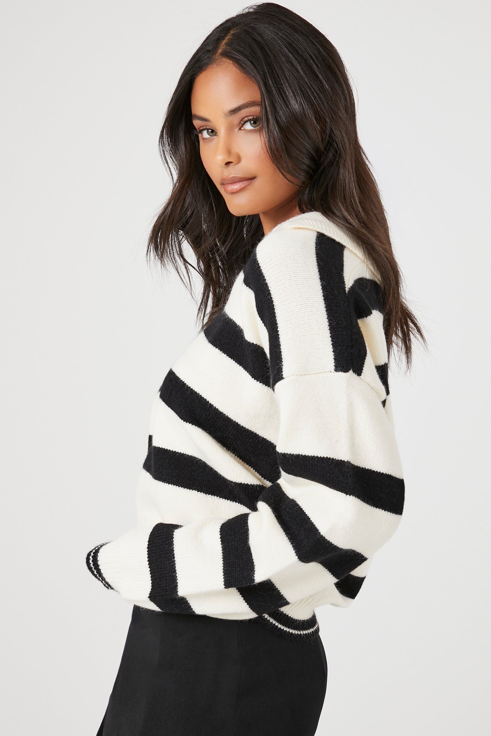 Chandail en tricot rayé sold by Urban Planet product image thumbnail 3