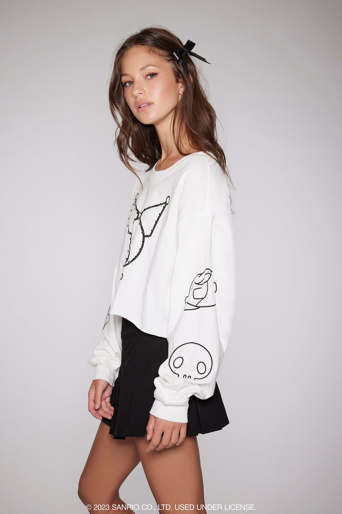 Haut court à manches longues avec imprimé Kuromi sold by Urban Planet product image thumbnail 2