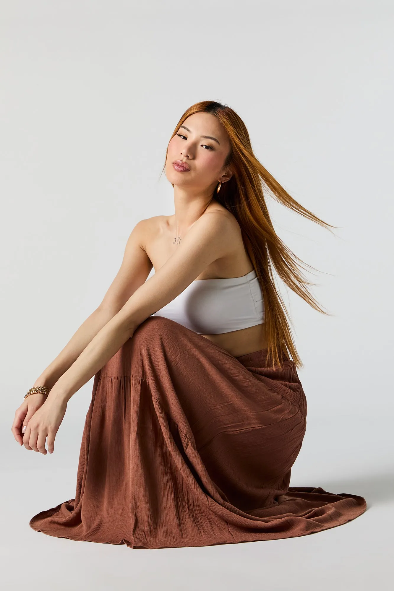 Jupe maxi volantée à taille haute sold by Urban Planet