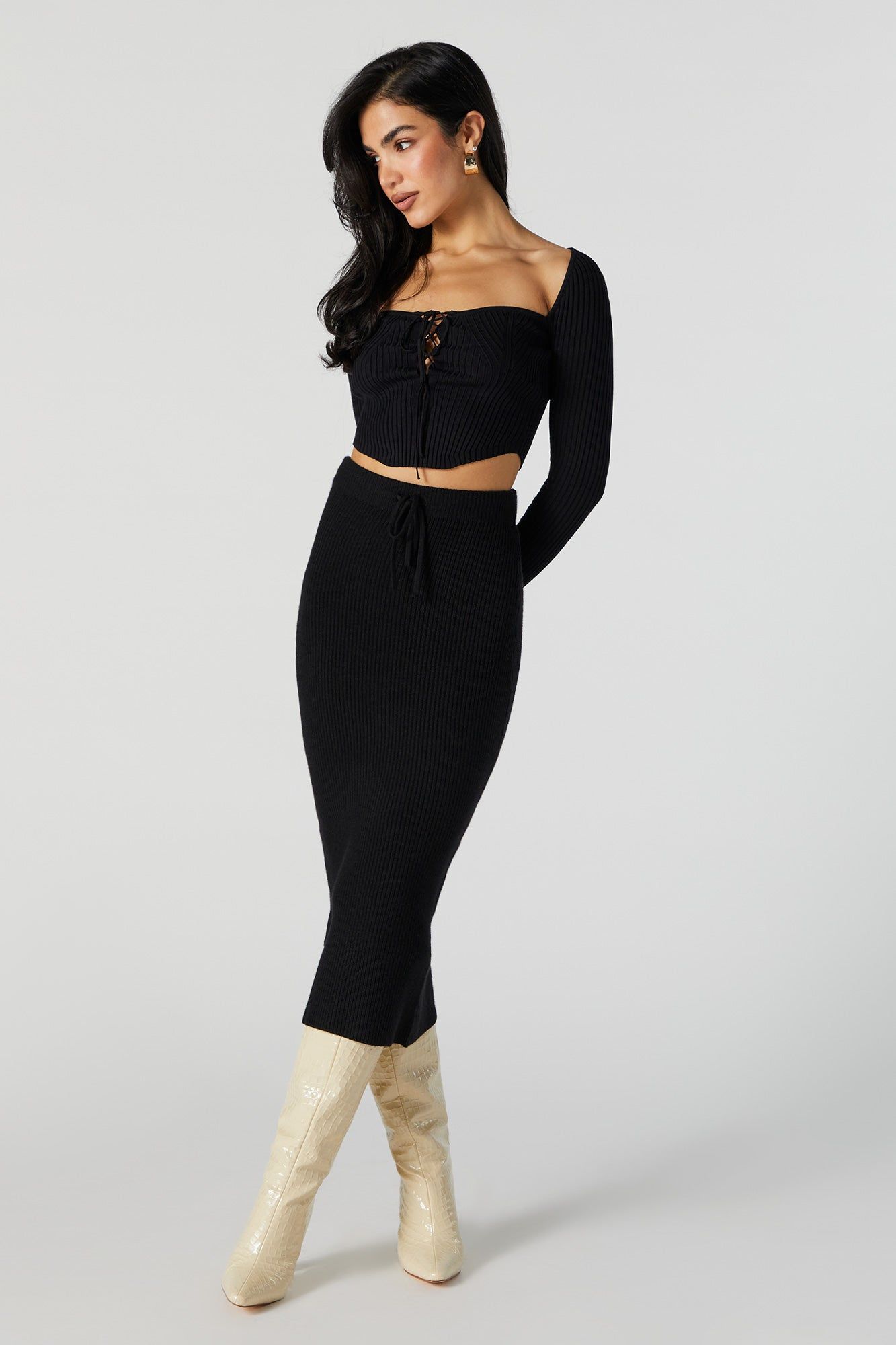 Chandail à encolure carrée avec attache sold by Urban Planet product image thumbnail 3