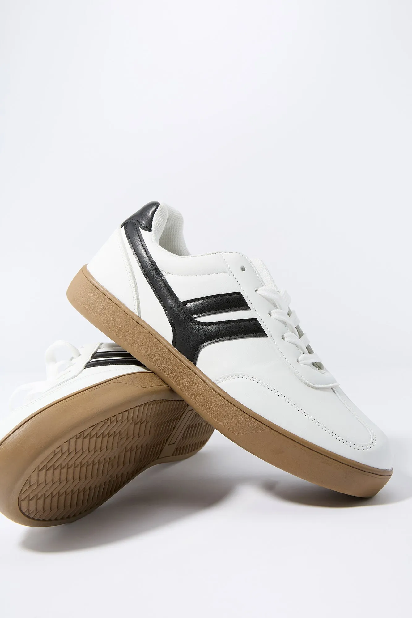 Espadrilles lacées avec blocs de couleurs sold by Urban Planet product image thumbnail 4