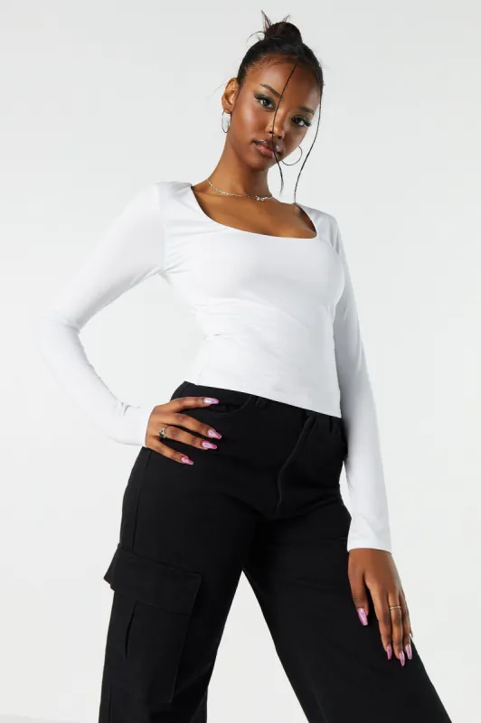Haut profilé à manches longues avec encolure arrondie uni sold by Urban Planet