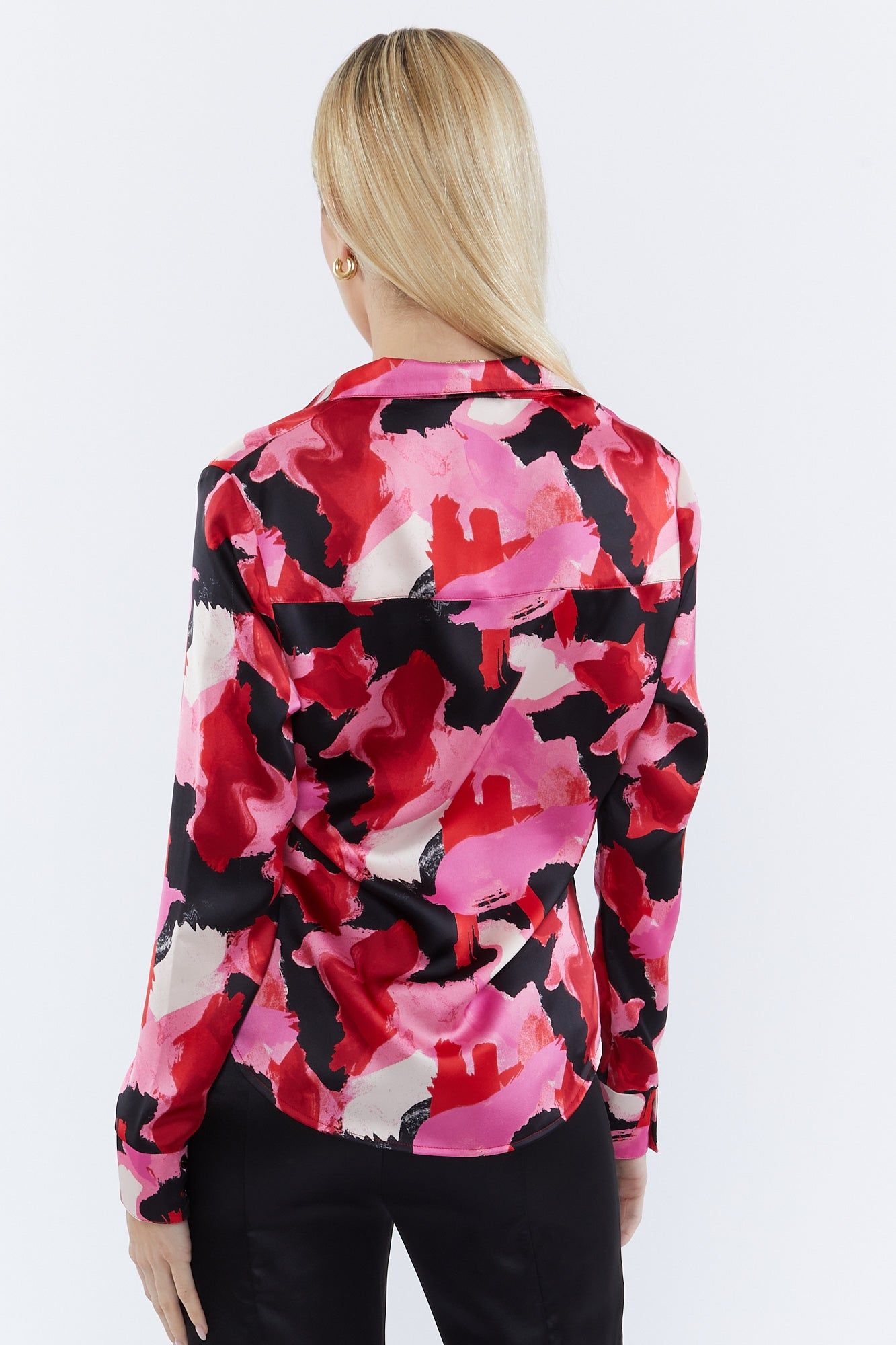 Haut boutonné imprimé en soie sold by Urban Planet product image thumbnail 2