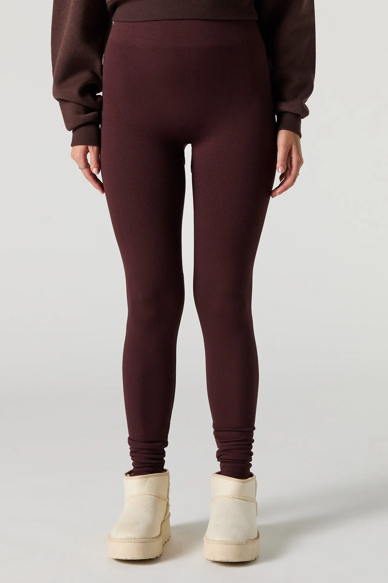 Legging doublé de similifourrure sold by Urban Planet product image thumbnail 2