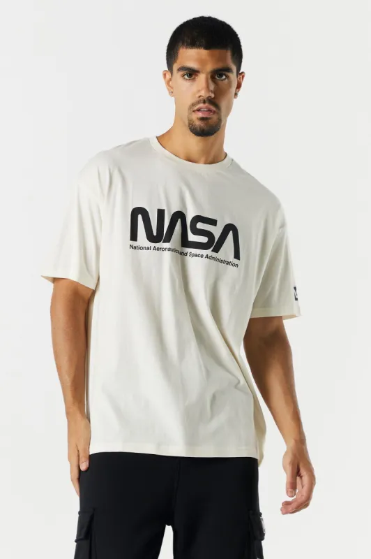 T-shirt à imprimé NASA sold by Urban Planet