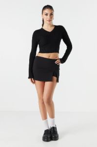 Minijupe-short avec fente sold by Urban Planet