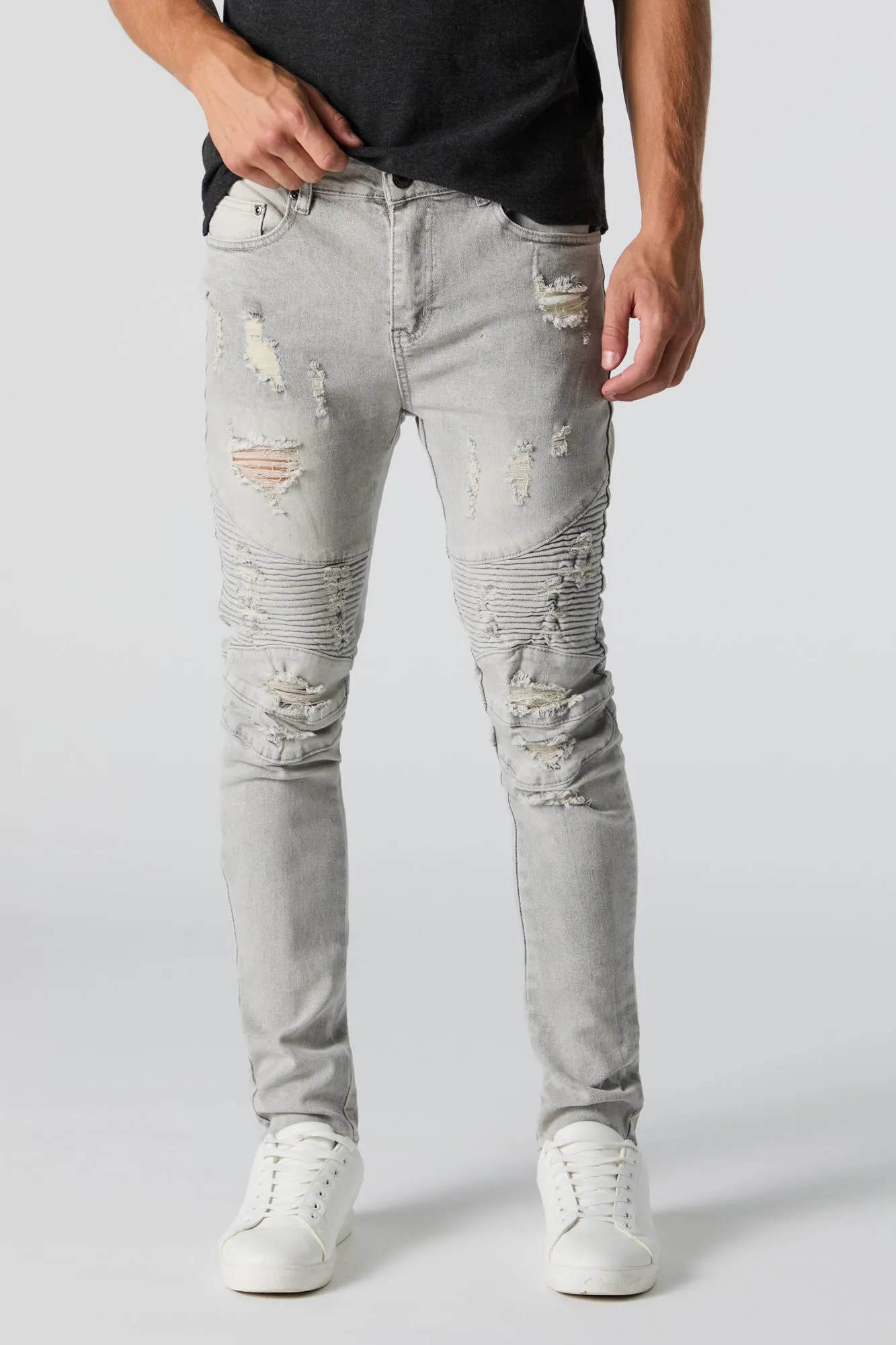 Distressed Skinny Moto Jean sold by Urban Planet product image thumbnail 4