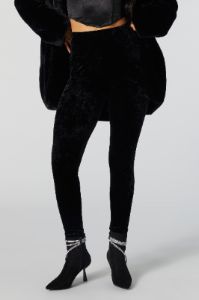 Legging à taille haute en velours sold by Urban Planet