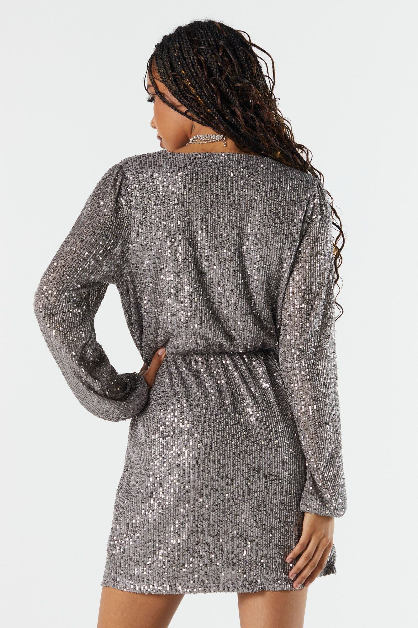 Robe à surplis avec paillettes et manches longues sold by Urban Planet product image thumbnail 3