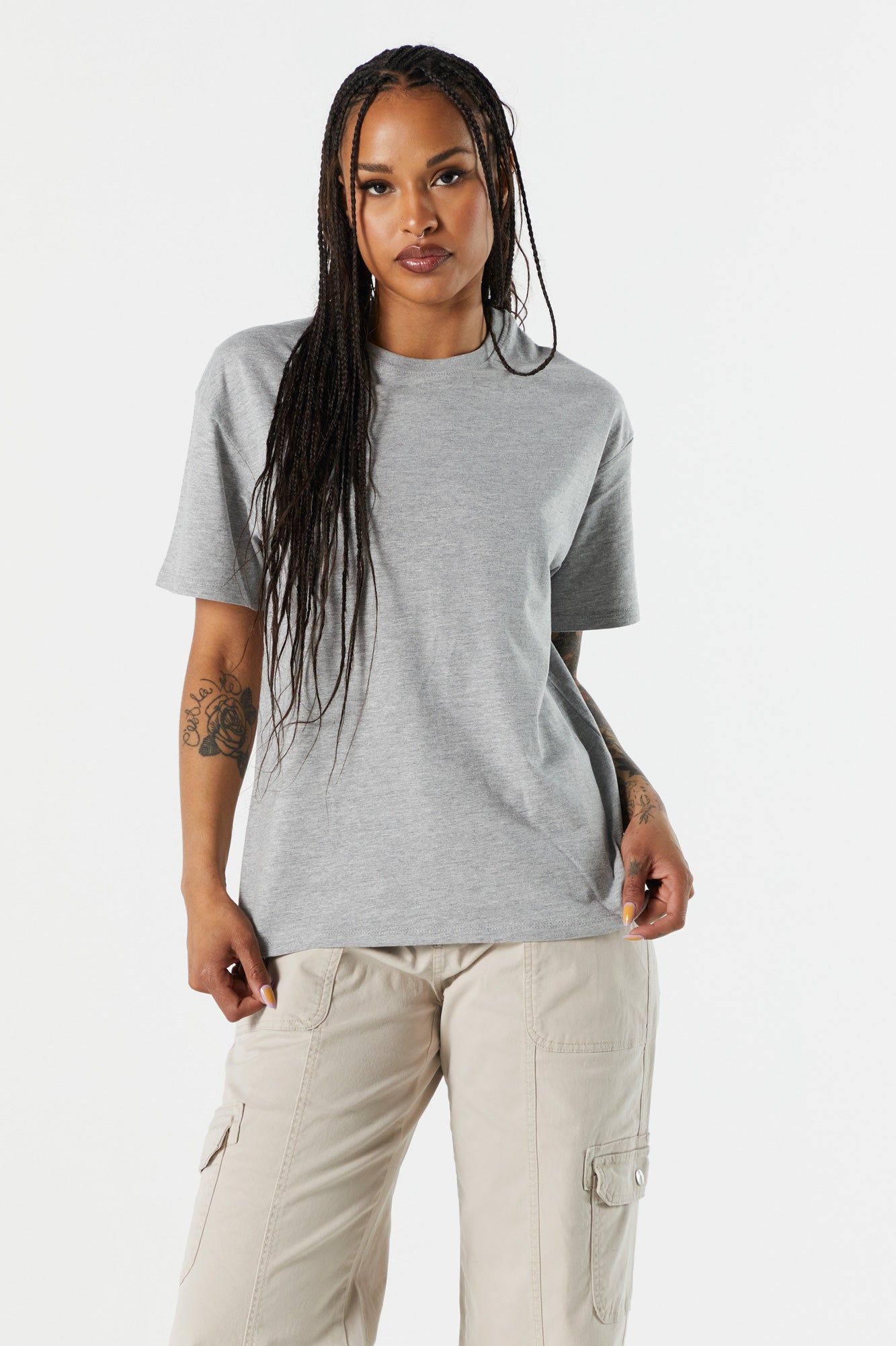 T-shirt ras du cou de coupe garçonne sold by Urban Planet