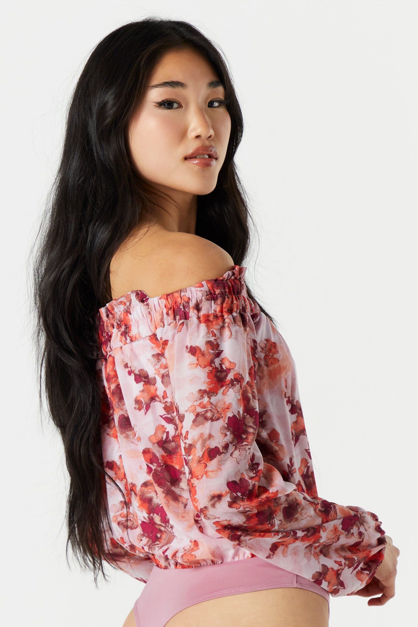 Maillot fleuri en chiffon à épaules dénudées sold by Urban Planet product image thumbnail 5