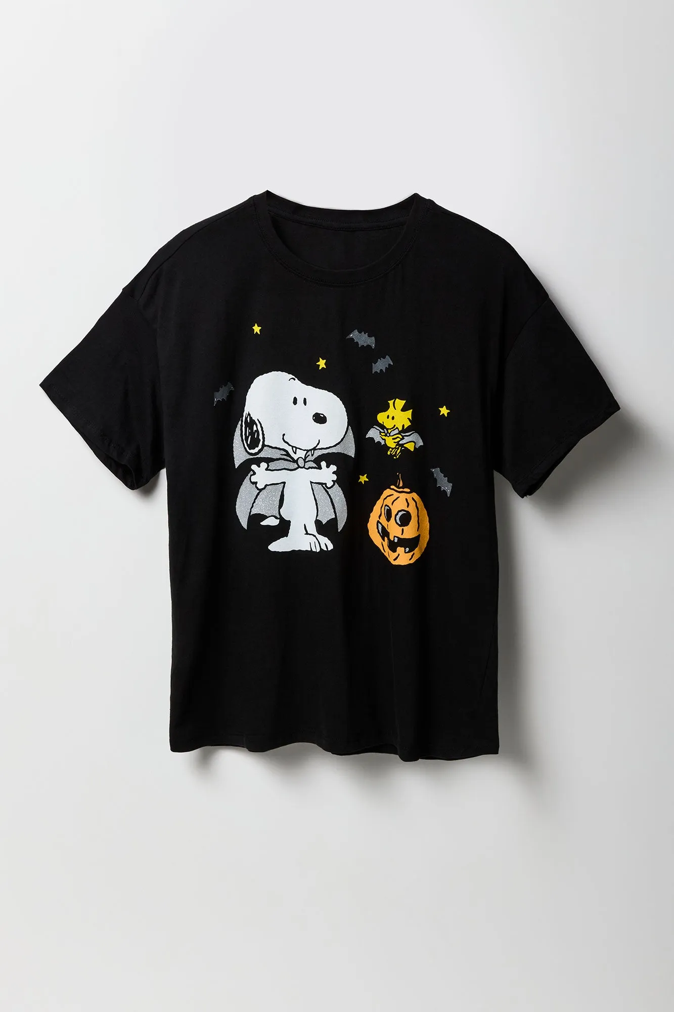 Snoopy Halloween Graphic Boyfriend T-Shirt sold by Urban Planet product image thumbnail 4