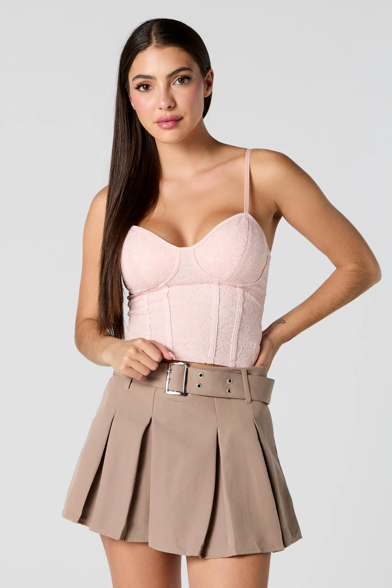 Camisole corset en dentelle fleurie sold by Urban Planet product image thumbnail 4