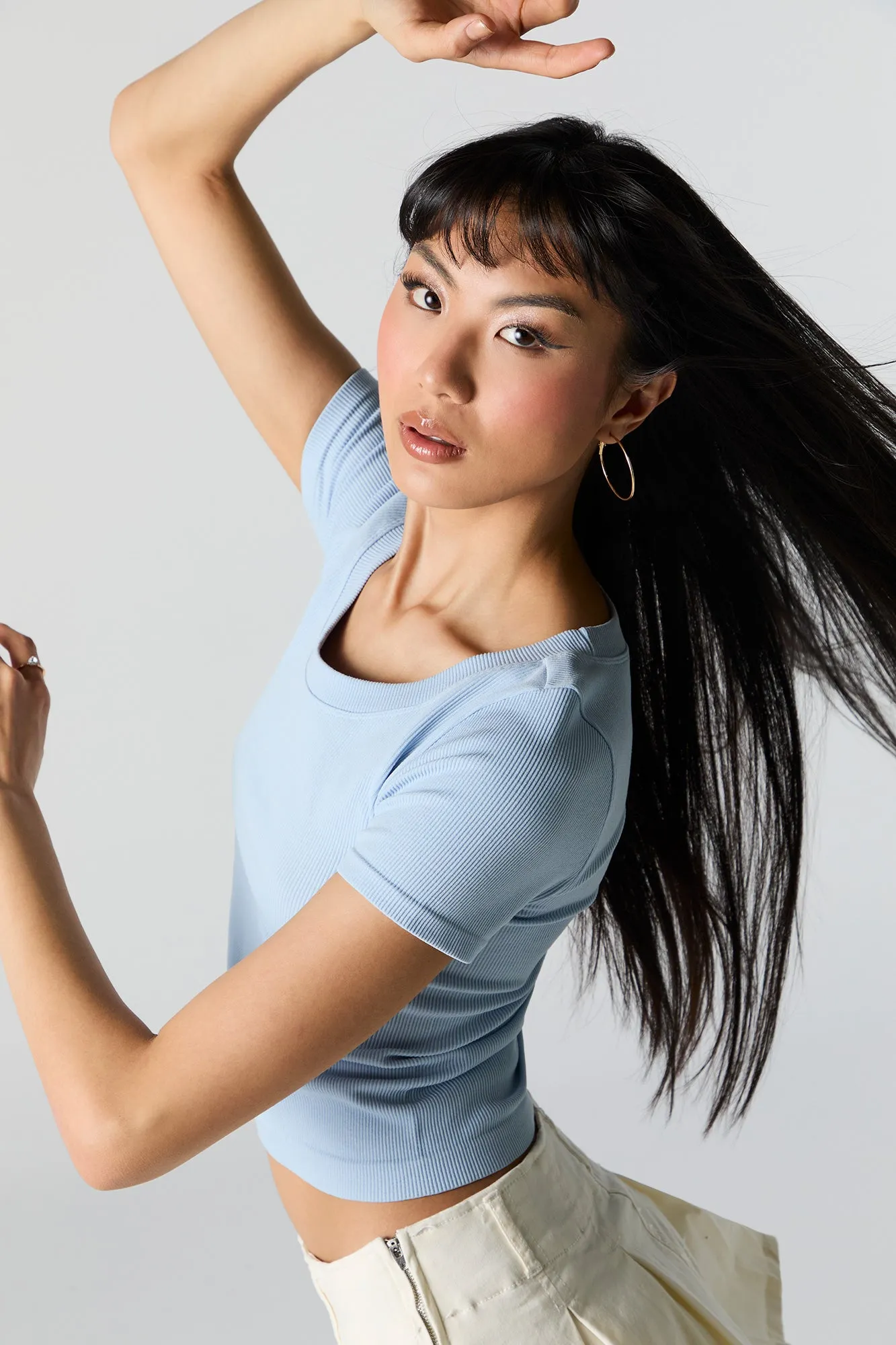 Seamless Ribbed Scoop Neck T-Shirt sold by Urban Planet product image thumbnail 4