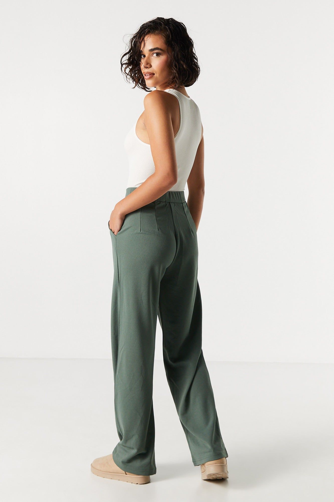 Pantalon habillé à taille haute en crêpe sold by Urban Planet product image thumbnail 3