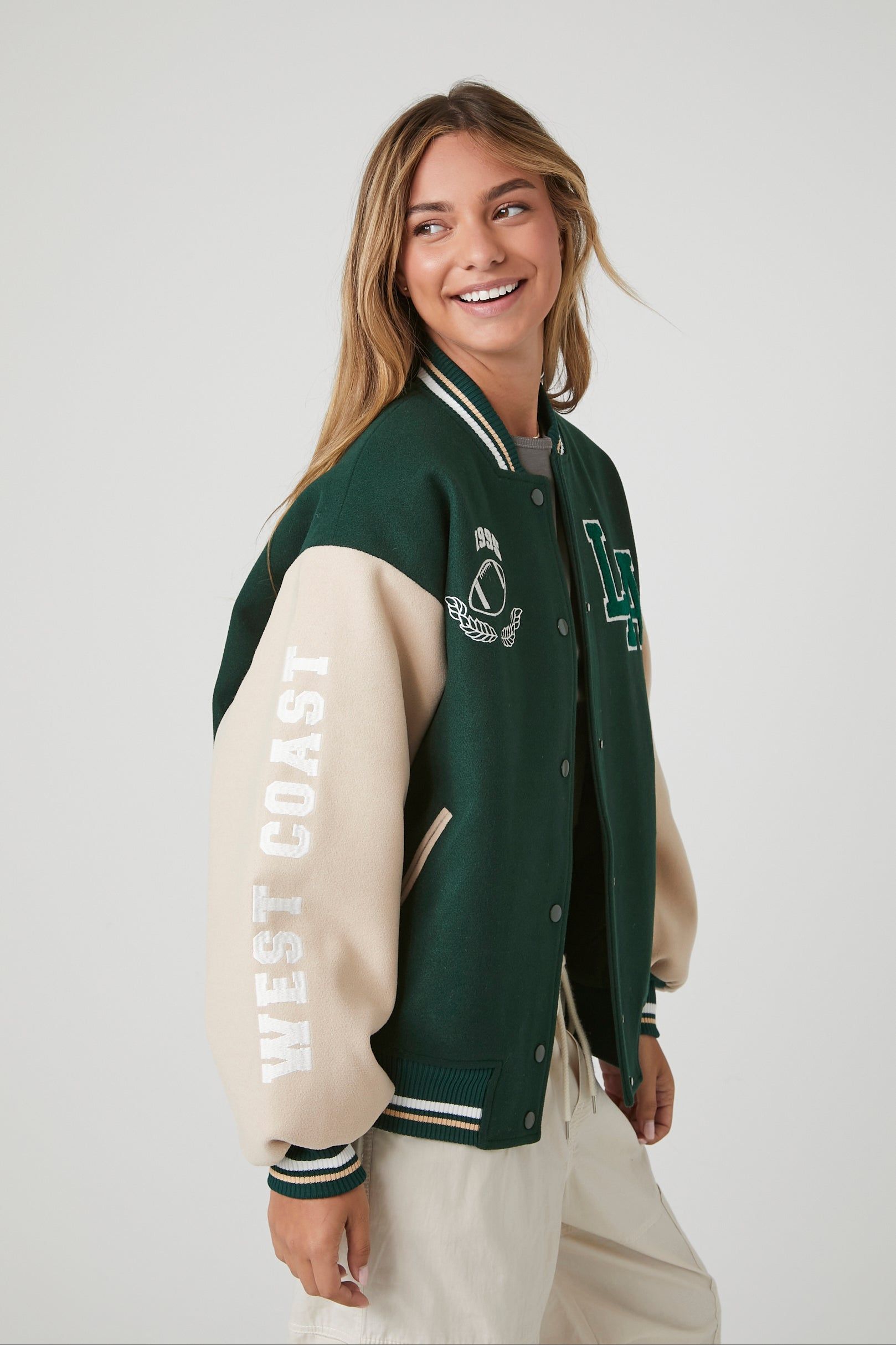 Blouson de style universitaire à imprimé NYC sold by Urban Planet product image thumbnail 2