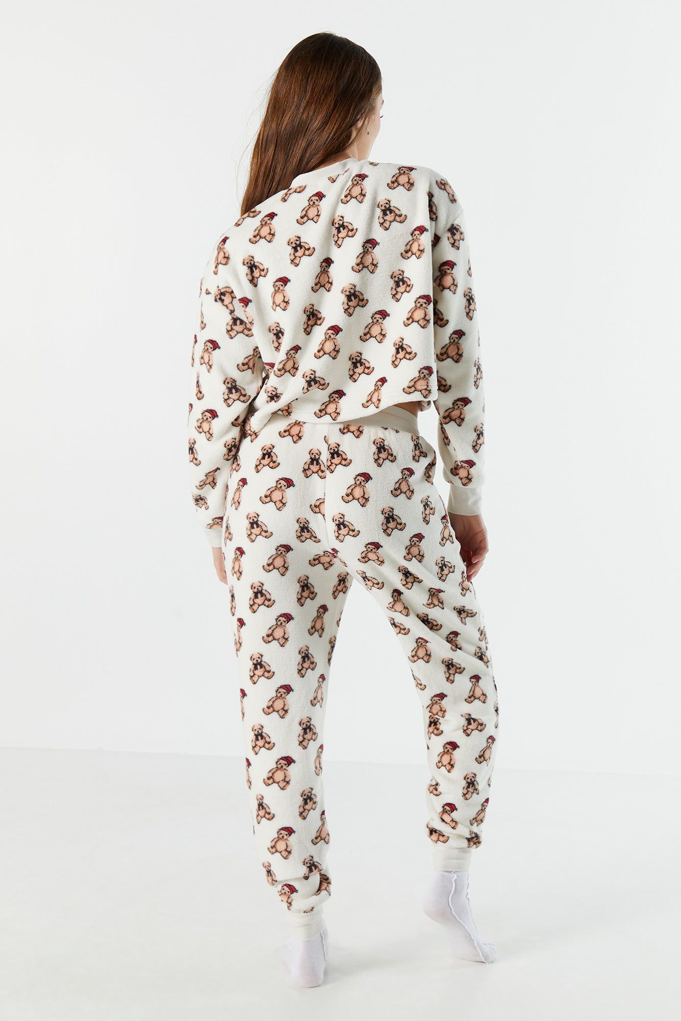 Haut de pyjama de Noël en peluche à imprimé Ourson sold by Urban Planet product image thumbnail 5