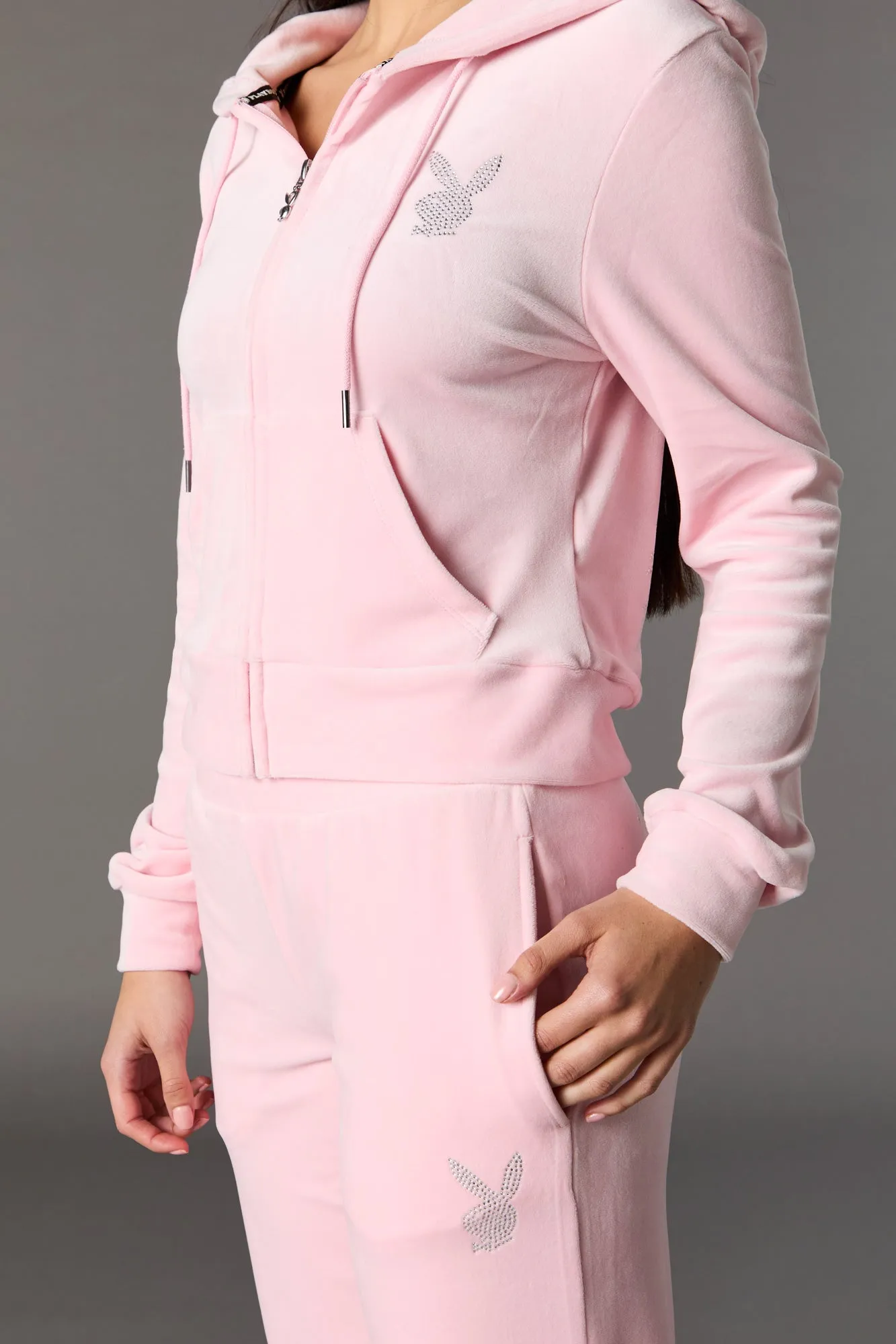 Haut à capuchon en velours à imprimé Playboy avec pierres du Rhin et fermeture à glissière sold by Urban Planet product image thumbnail 4