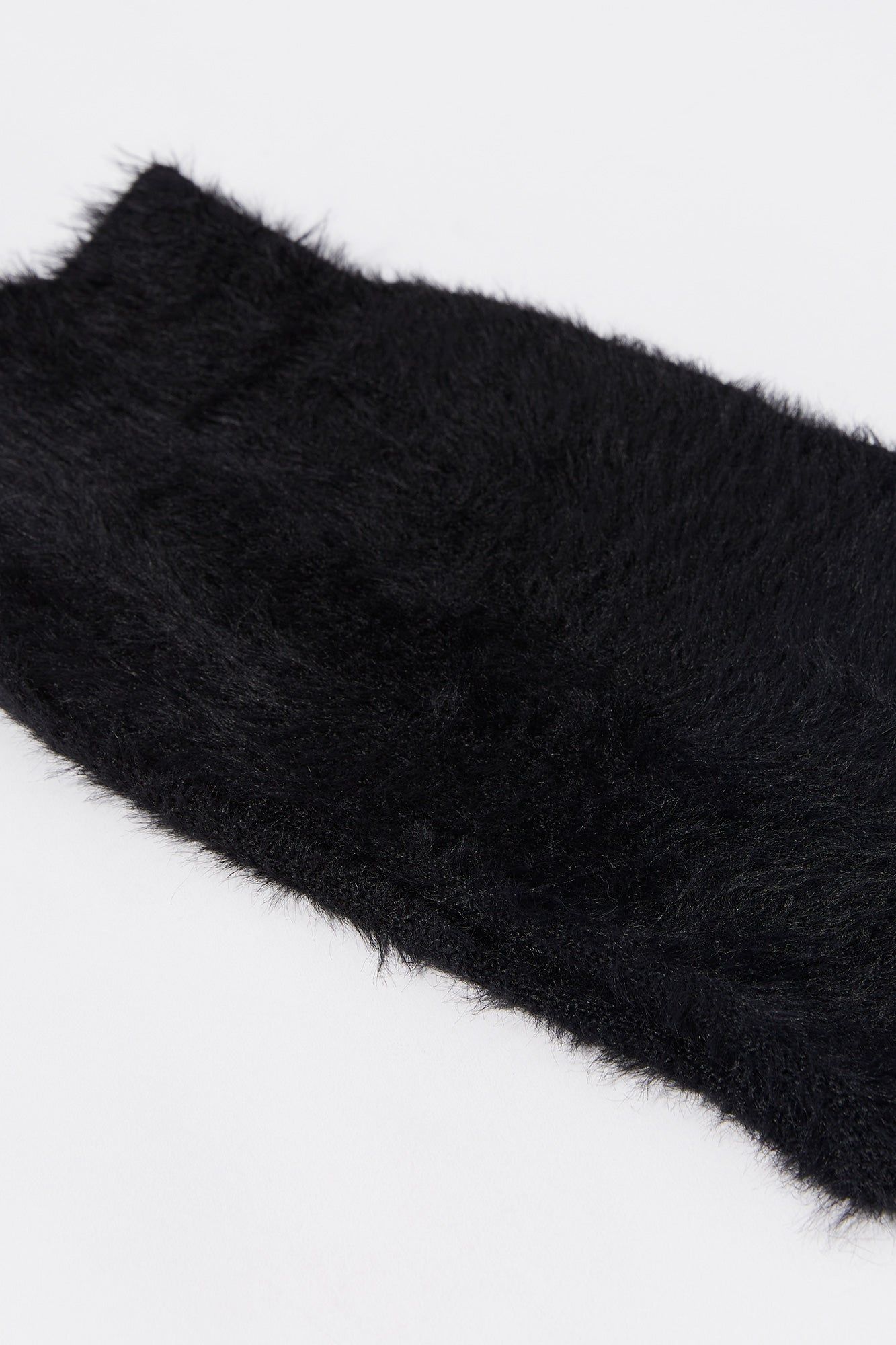 Chapeau-résille pelucheux sold by Urban Planet product image thumbnail 4