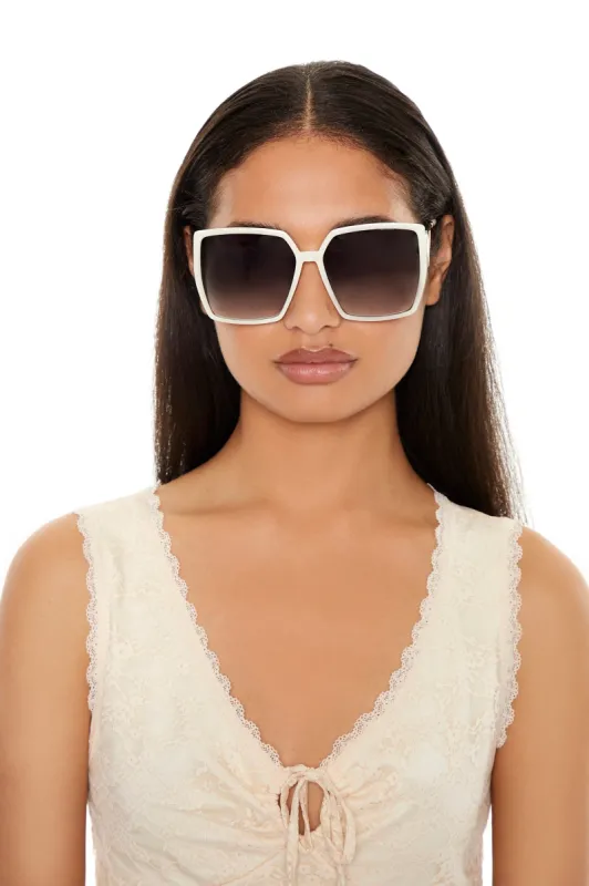 Lunettes de sooleil surdimensionnées carrées sold by Urban Planet