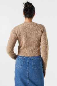Chandail court en tricot à manches longues sold by Urban Planet
