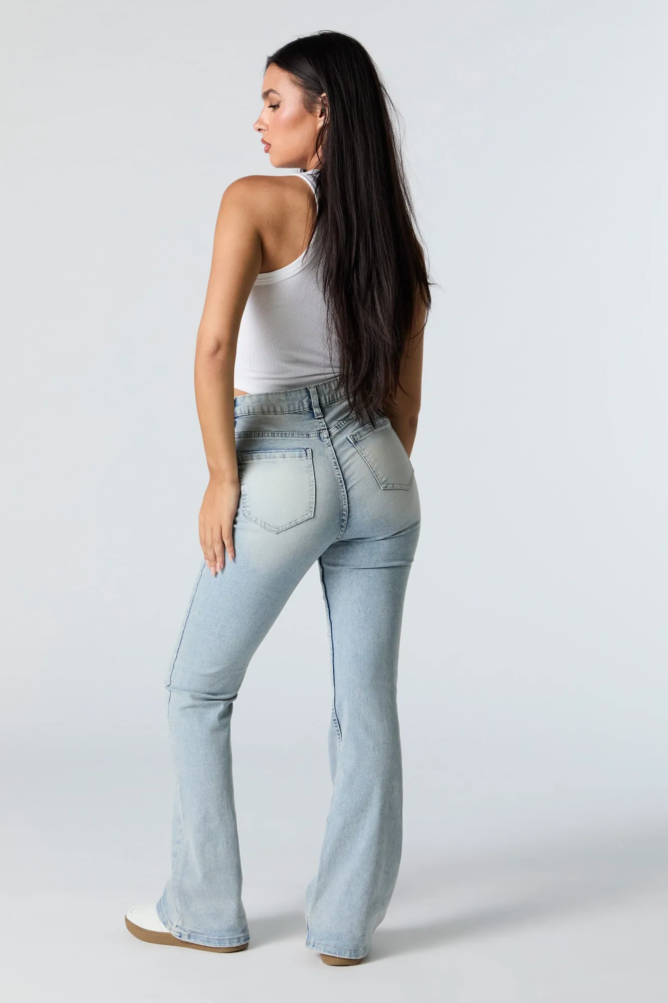 Jean à jambe évasée délavé vintage pâle à taille haute sold by Urban Planet product image thumbnail 3