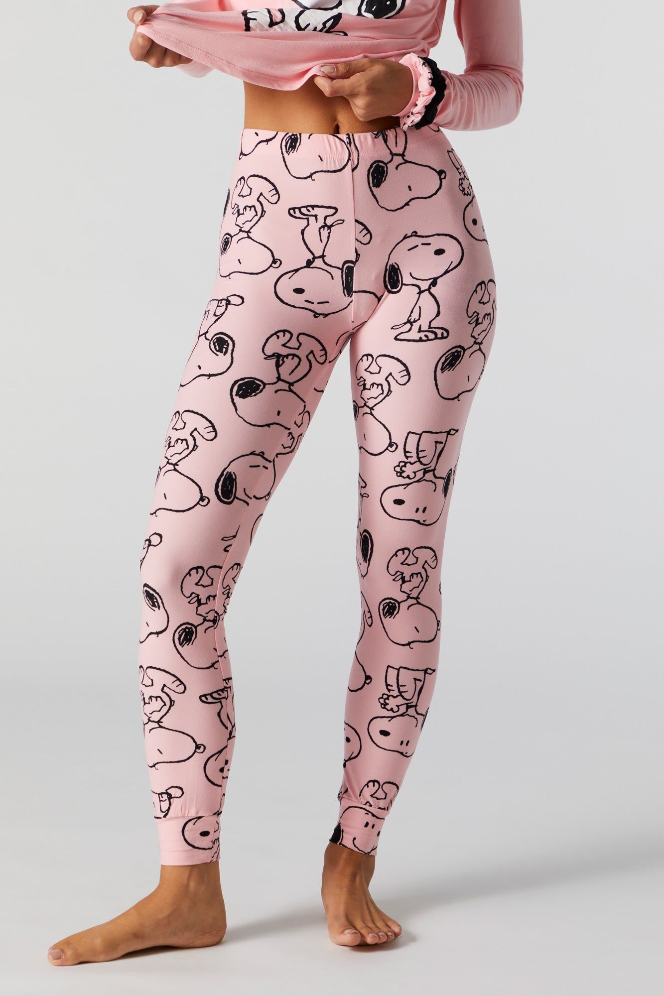 Ensemble pyjama à imprimé Snoopy sold by Urban Planet product image thumbnail 4