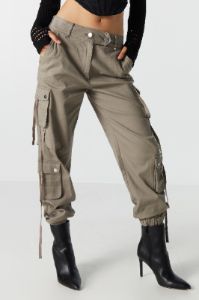 Jogger cargo utilitaire sold by Urban Planet