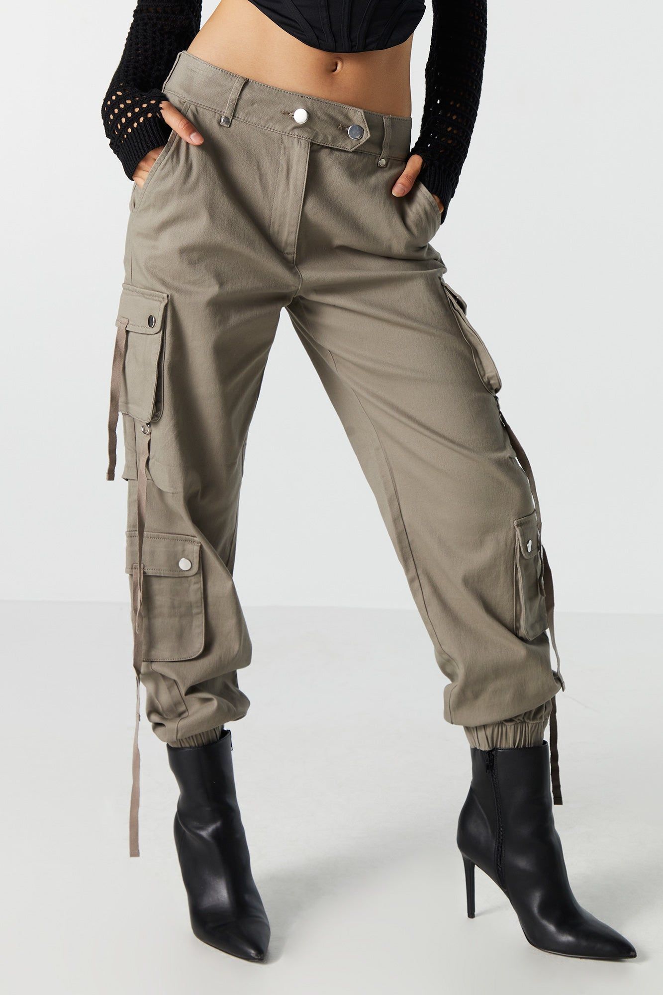 Jogger cargo utilitaire sold by Urban Planet product image thumbnail 2