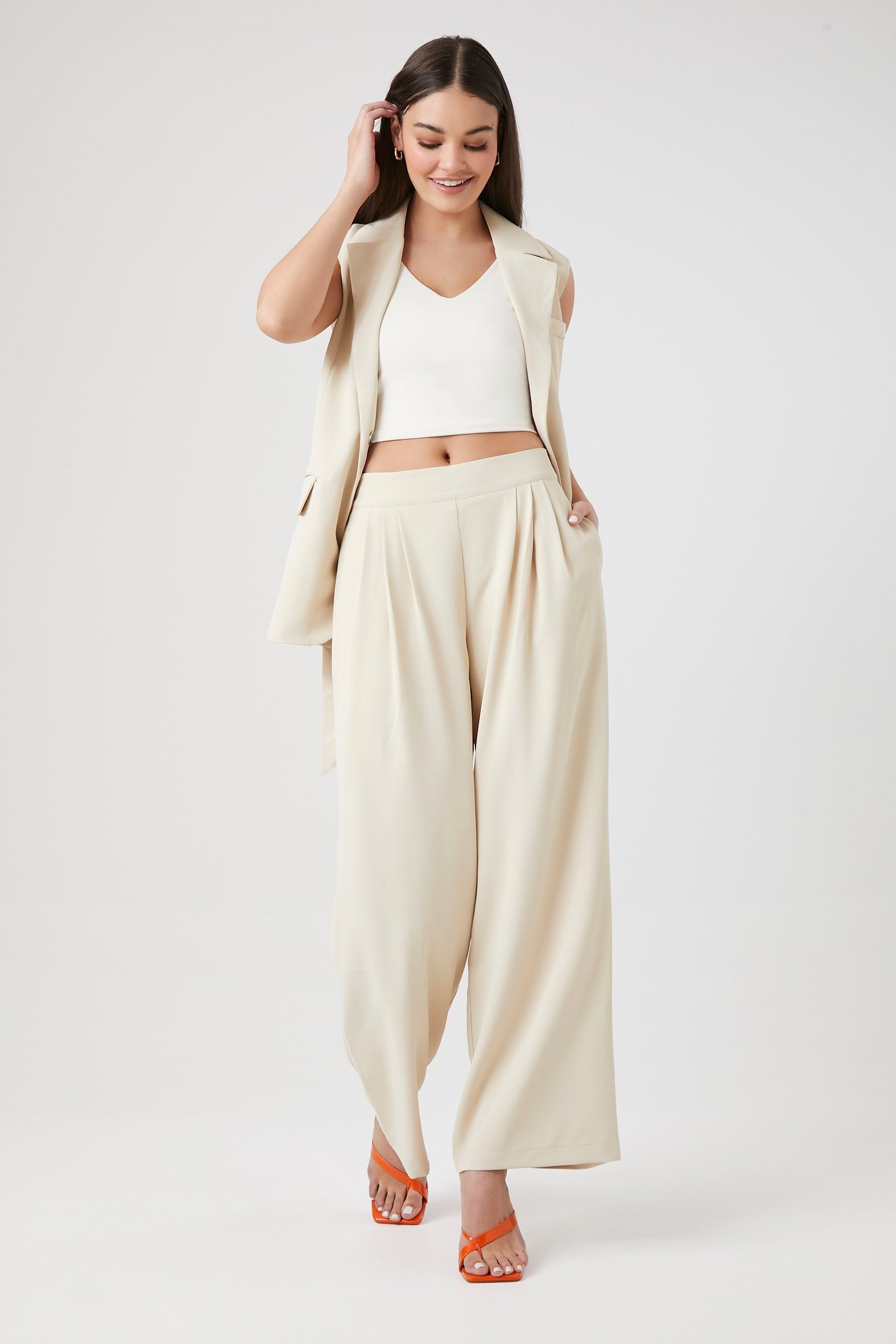 Pantalon plissé à jambe large sold by Urban Planet