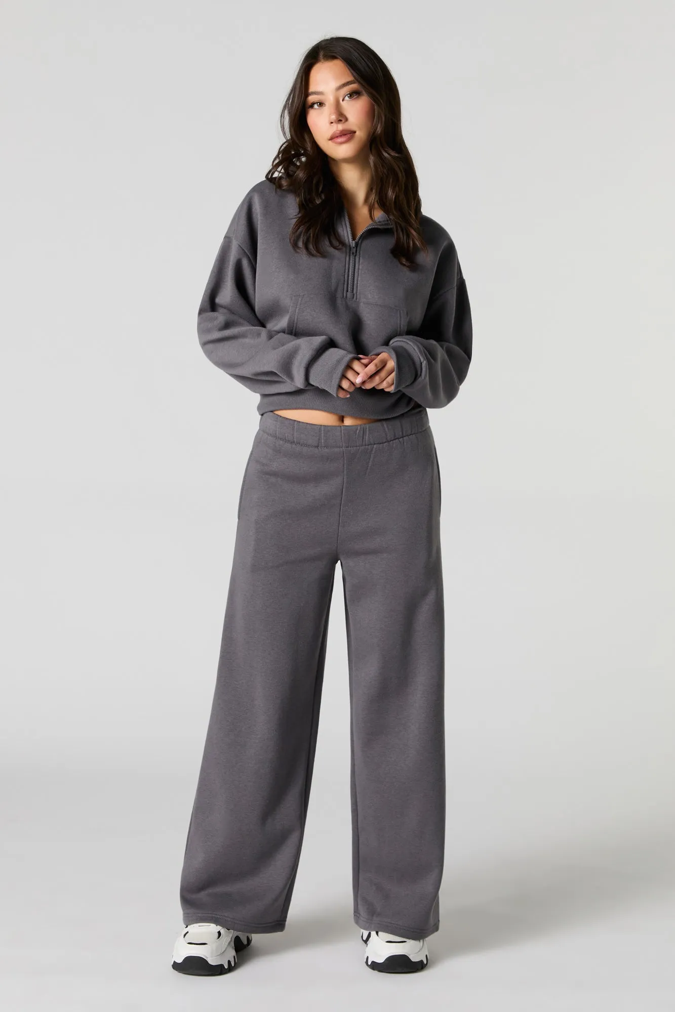 Pantalon d'entraînement à jambe large en molleton sold by Urban Planet product image thumbnail 4